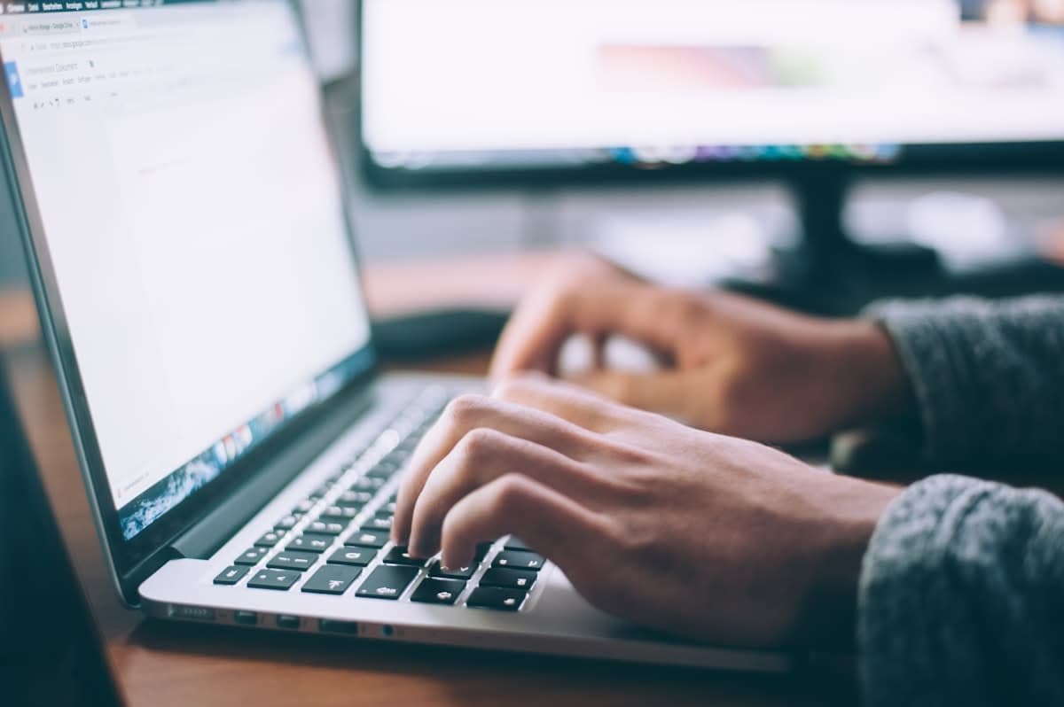 How to Beat Modern AI Resume Screeners & Land Interviews in 2026